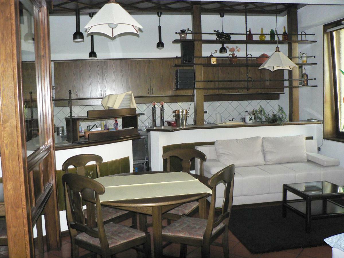 Apartmaji Mak Есенице Экстерьер фото