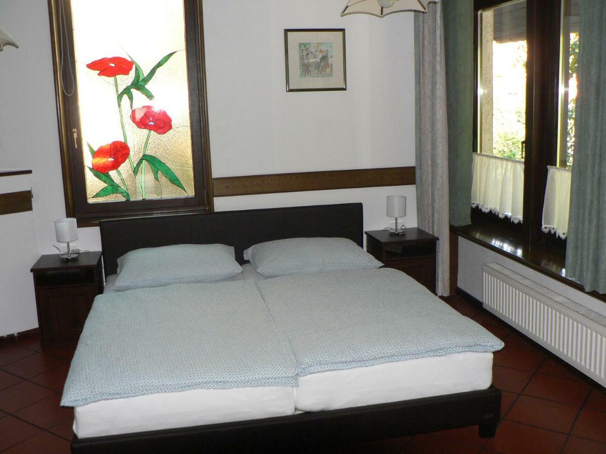 Apartmaji Mak Есенице Экстерьер фото